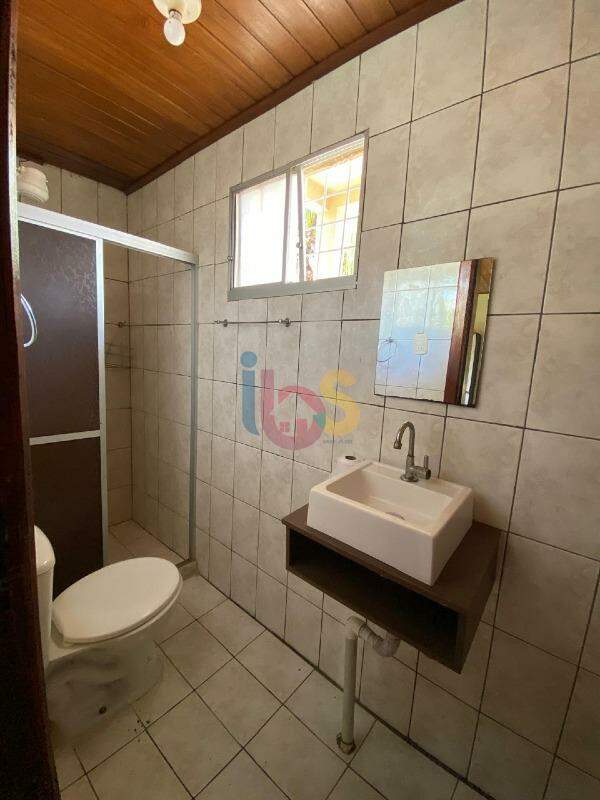 Casa à venda com 5 quartos, 200m² - Foto 17