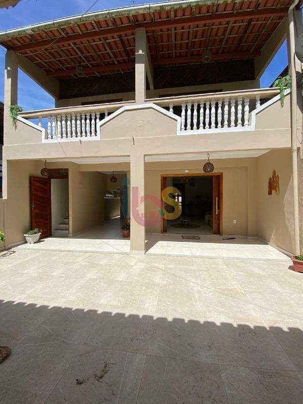 Casa à venda com 5 quartos, 200m² - Foto 3