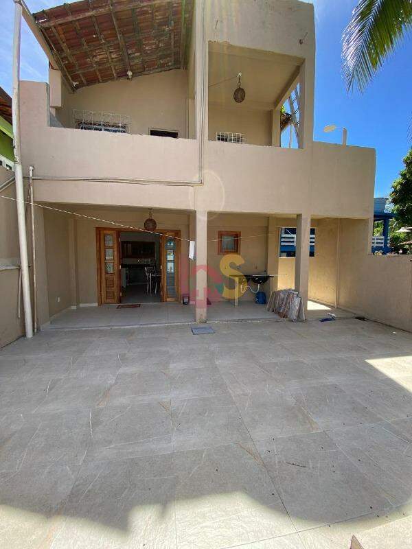 Casa à venda com 5 quartos, 200m² - Foto 11