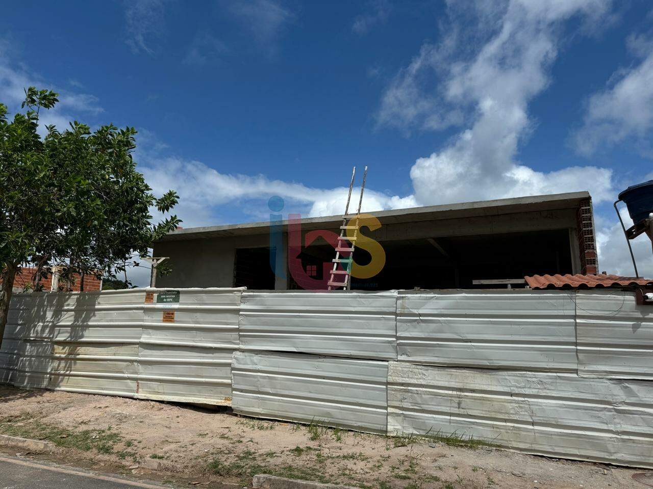 Casa à venda com 4 quartos, 257m² - Foto 14