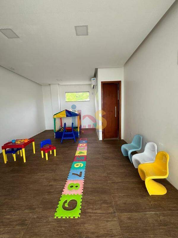 Casa à venda com 4 quartos, 257m² - Foto 23