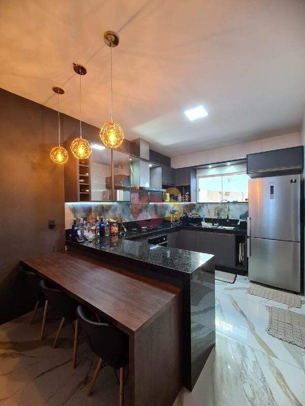 Casa à venda com 2 quartos, 118m² - Foto 6