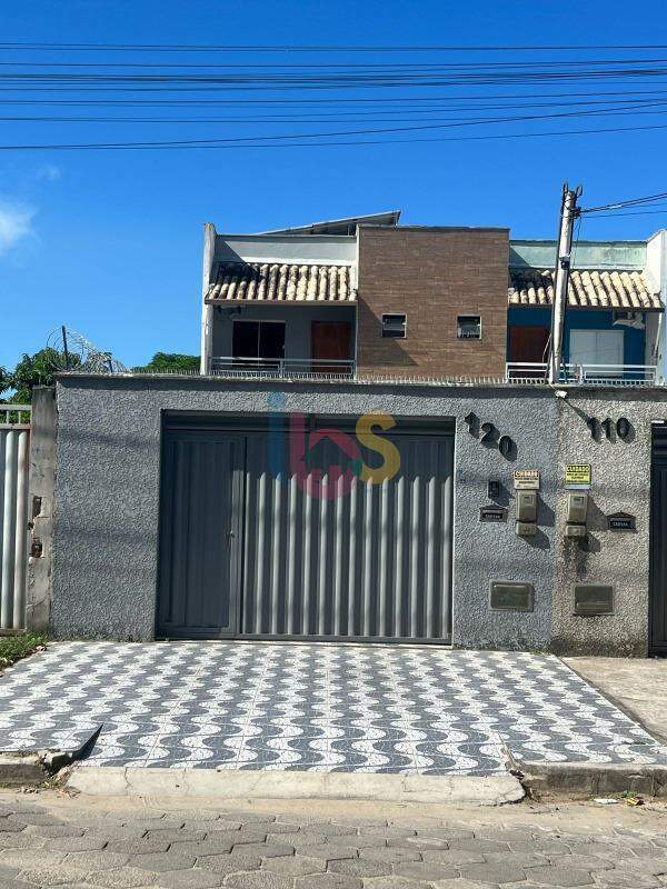 Casa à venda com 2 quartos, 118m² - Foto 1