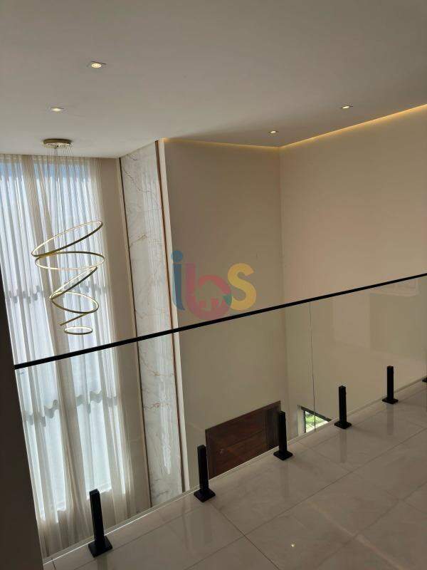Casa à venda com 3 quartos, 280m² - Foto 5