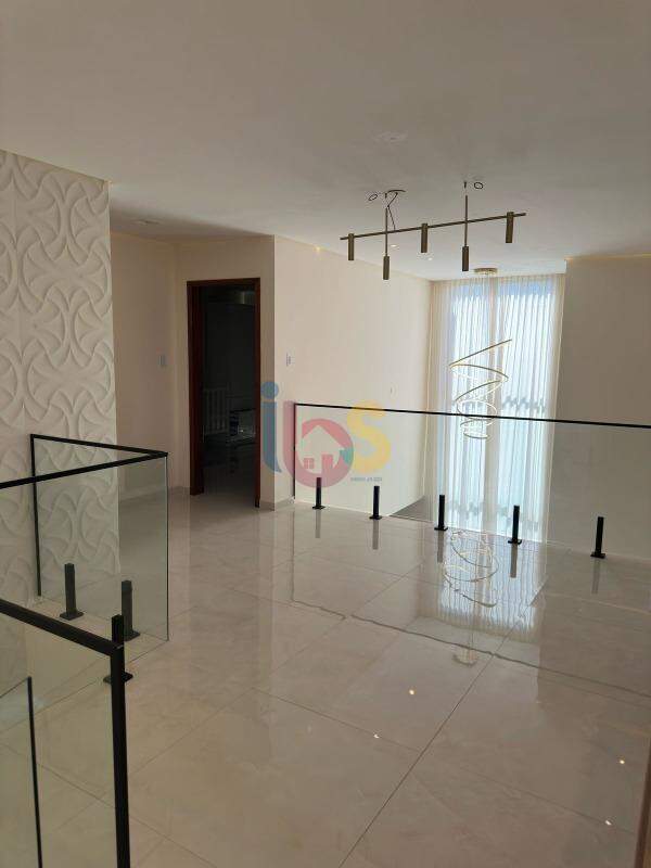 Casa à venda com 3 quartos, 280m² - Foto 11