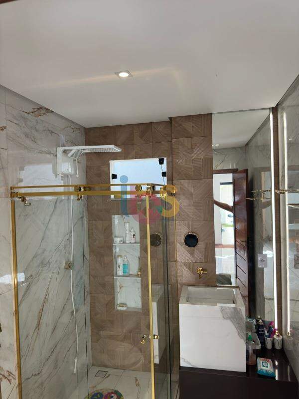 Casa à venda com 3 quartos, 280m² - Foto 10