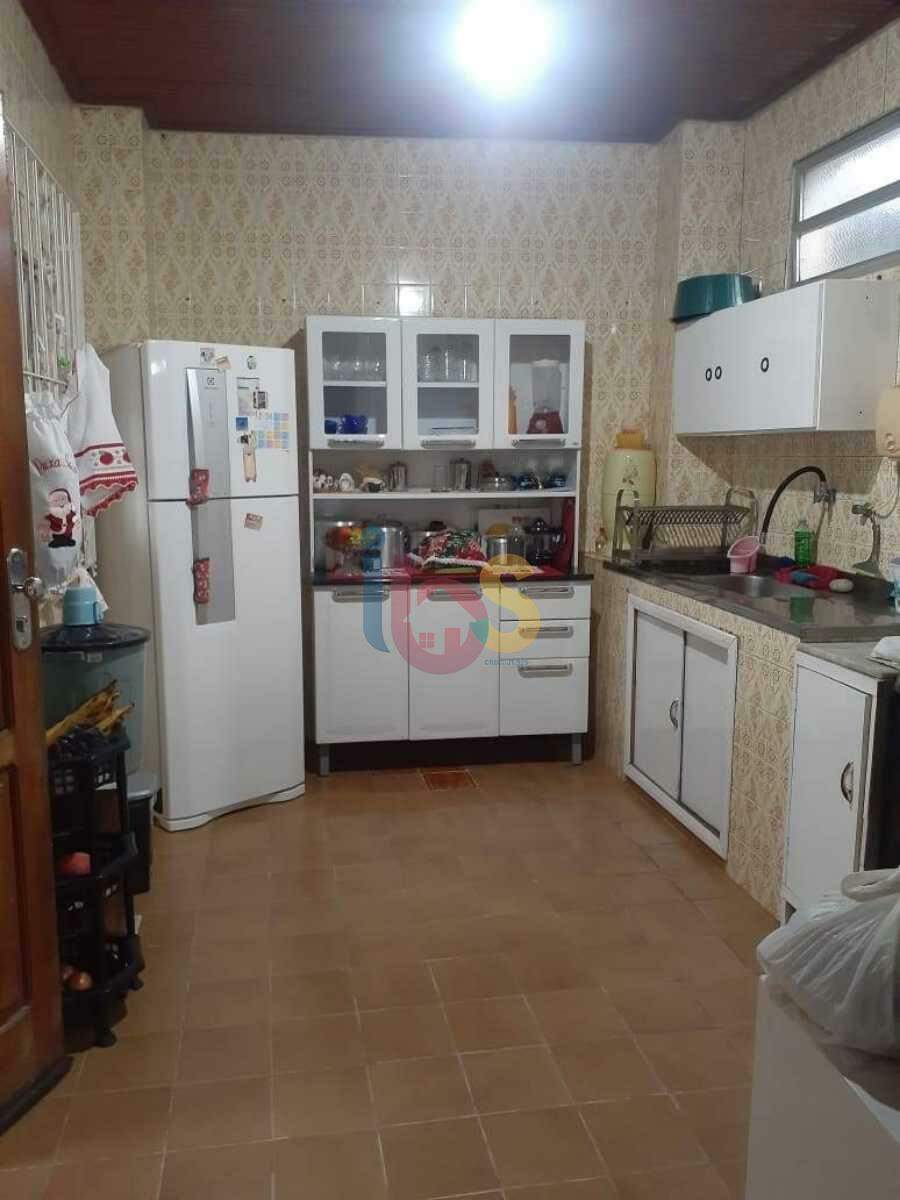 Casa à venda com 4 quartos, 540m² - Foto 13