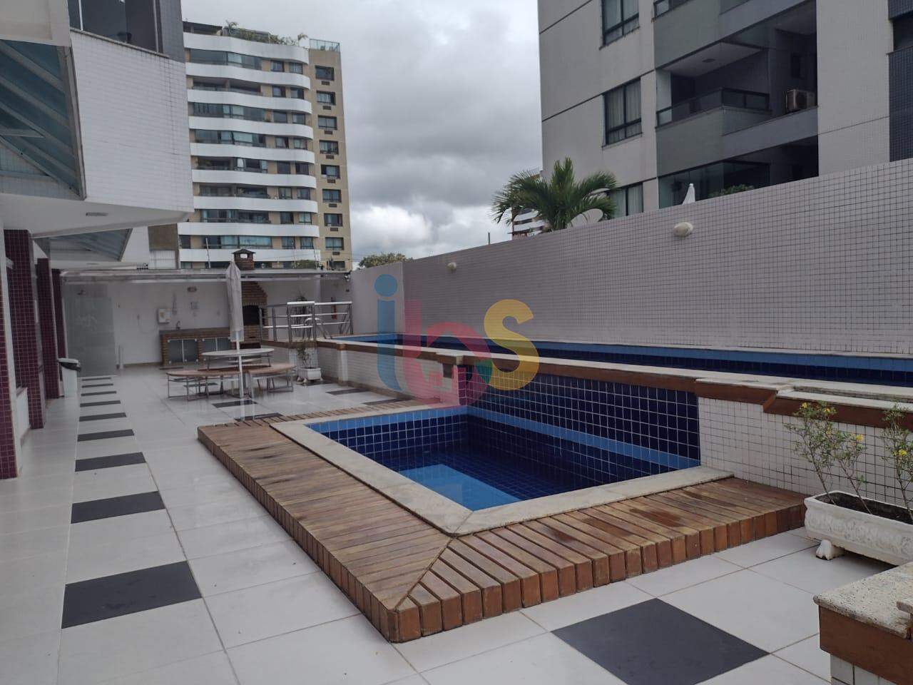 Apartamento à venda com 3 quartos, 166m² - Foto 15
