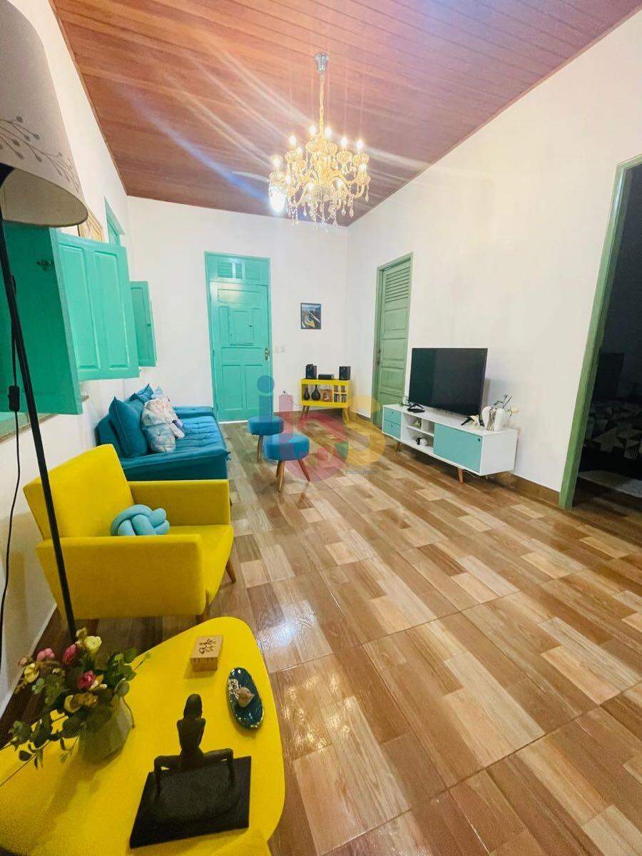 Casa à venda com 3 quartos, 280m² - Foto 6