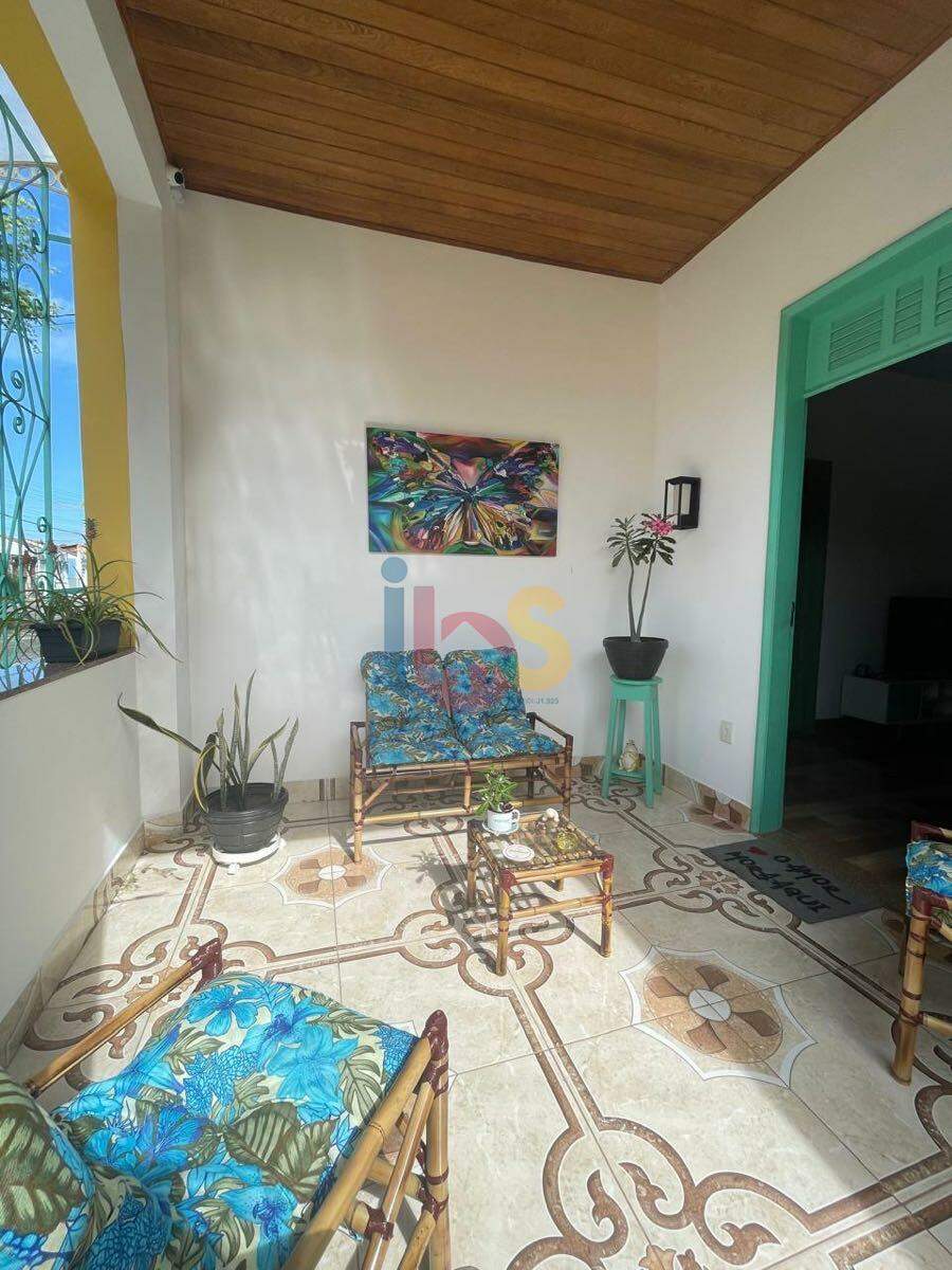 Casa à venda com 3 quartos, 280m² - Foto 15