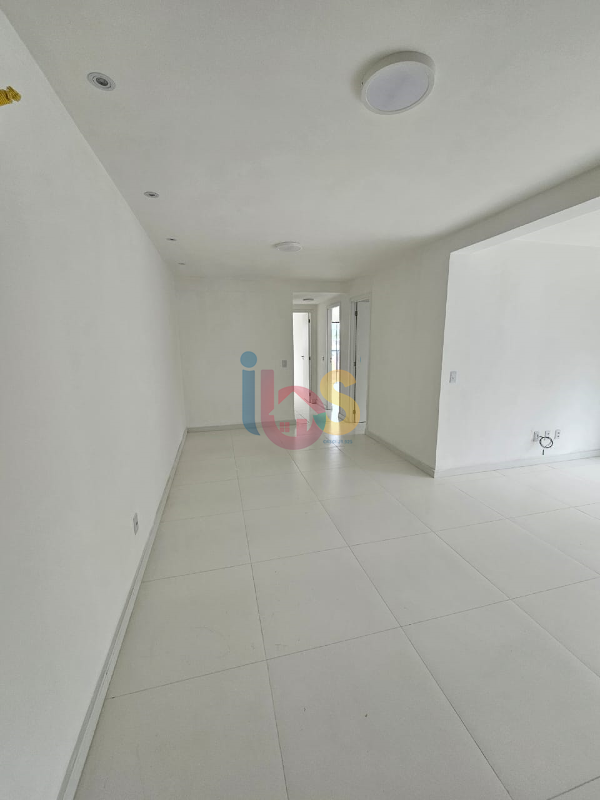Apartamento para alugar com 2 quartos, 94m² - Foto 14