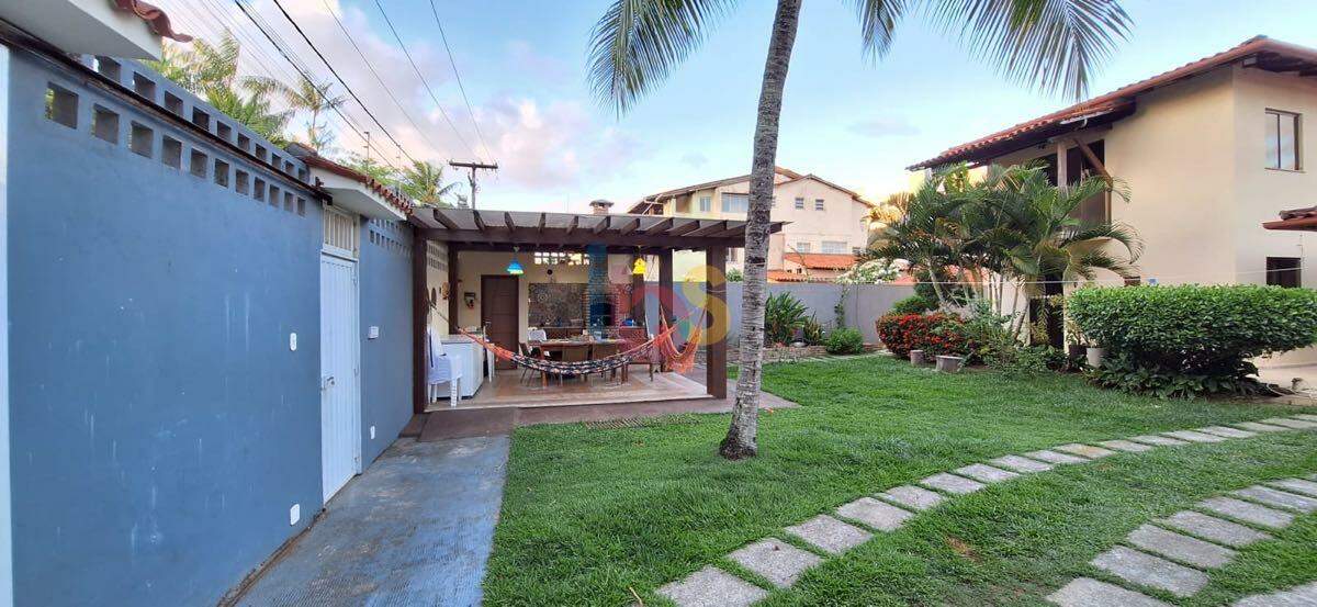 Casa à venda com 4 quartos, 260m² - Foto 2