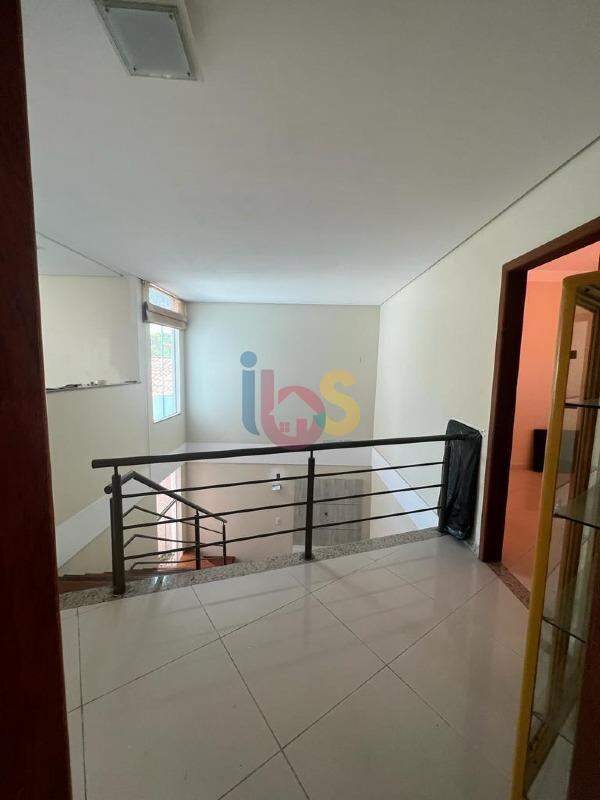 Casa para alugar com 4 quartos, 250m² - Foto 8