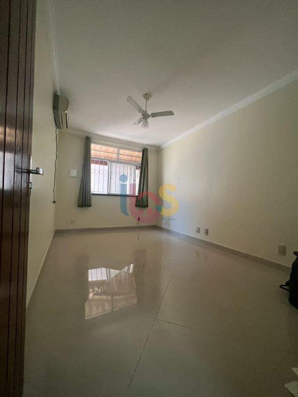 Casa para alugar com 4 quartos, 250m² - Foto 6