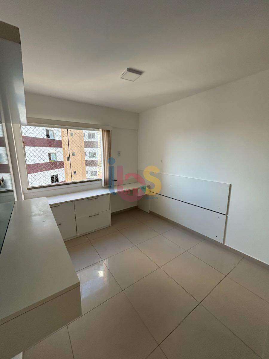 Apartamento à venda com 3 quartos, 107m² - Foto 4