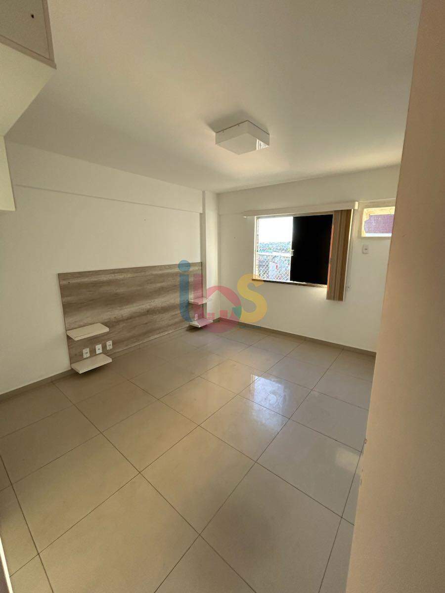 Apartamento à venda com 3 quartos, 107m² - Foto 2