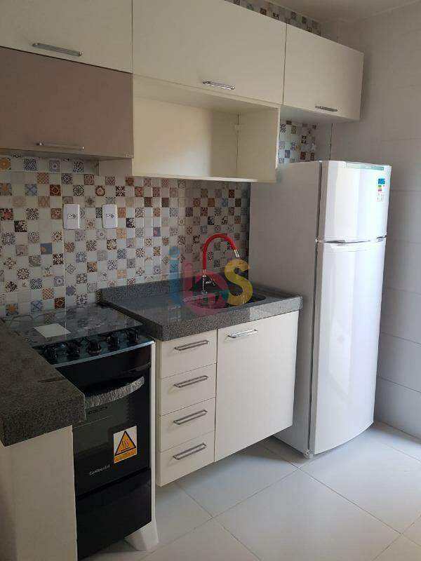 Apartamento à venda com 2 quartos, 43m² - Foto 5