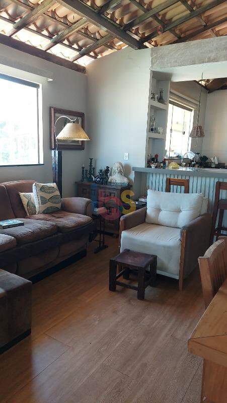 Casa à venda com 3 quartos, 250m² - Foto 18