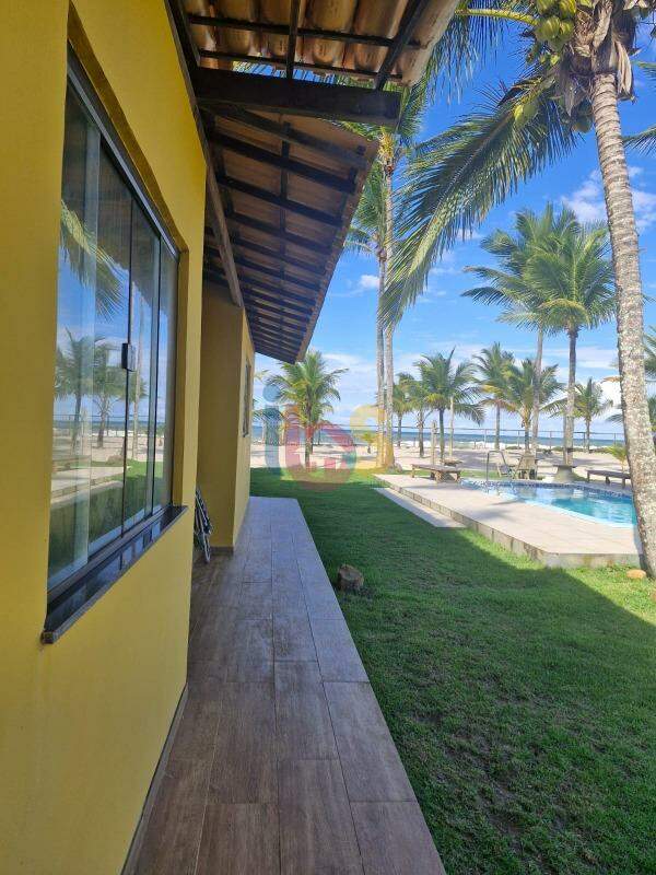 Casa à venda com 3 quartos, 250m² - Foto 11
