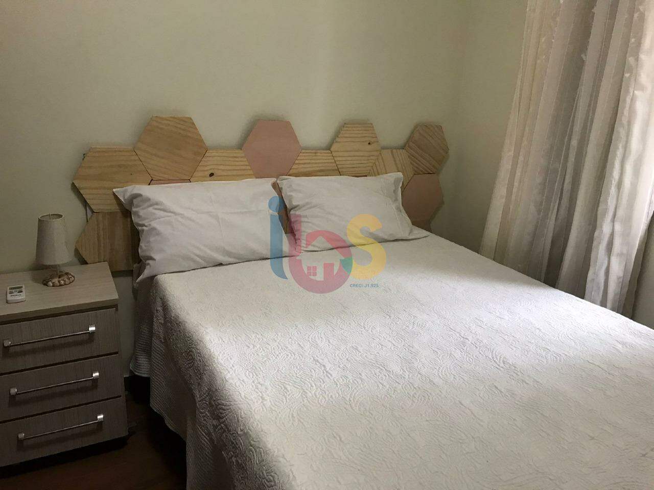 Casa à venda com 4 quartos, 270m² - Foto 21