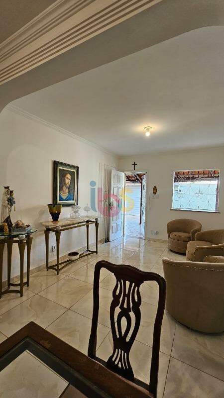 Casa à venda com 3 quartos, 150m² - Foto 10