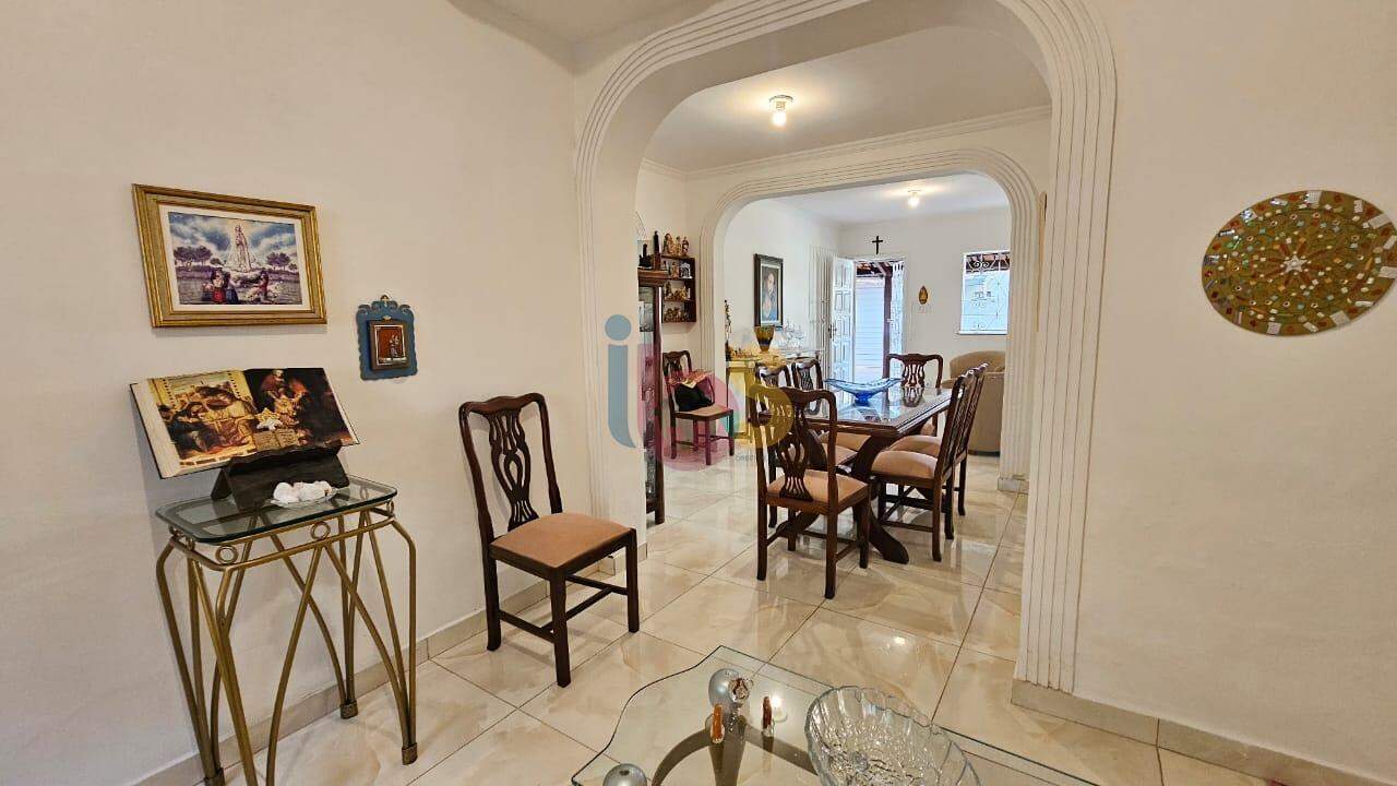 Casa à venda com 3 quartos, 150m² - Foto 8