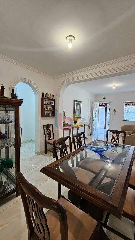 Casa à venda com 3 quartos, 150m² - Foto 9