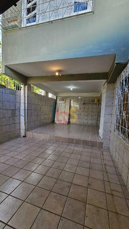 Casa à venda com 3 quartos, 150m² - Foto 19