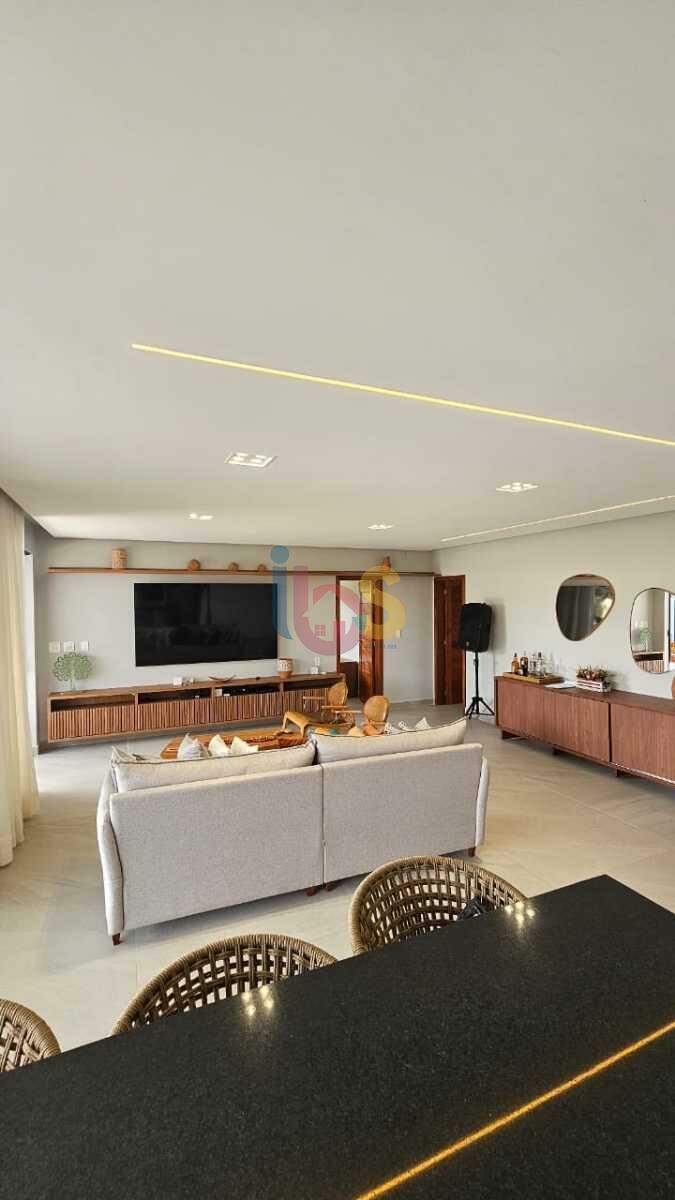 Casa à venda com 4 quartos, 450m² - Foto 9
