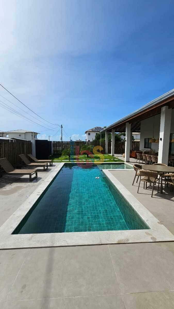 Casa à venda com 4 quartos, 450m² - Foto 4