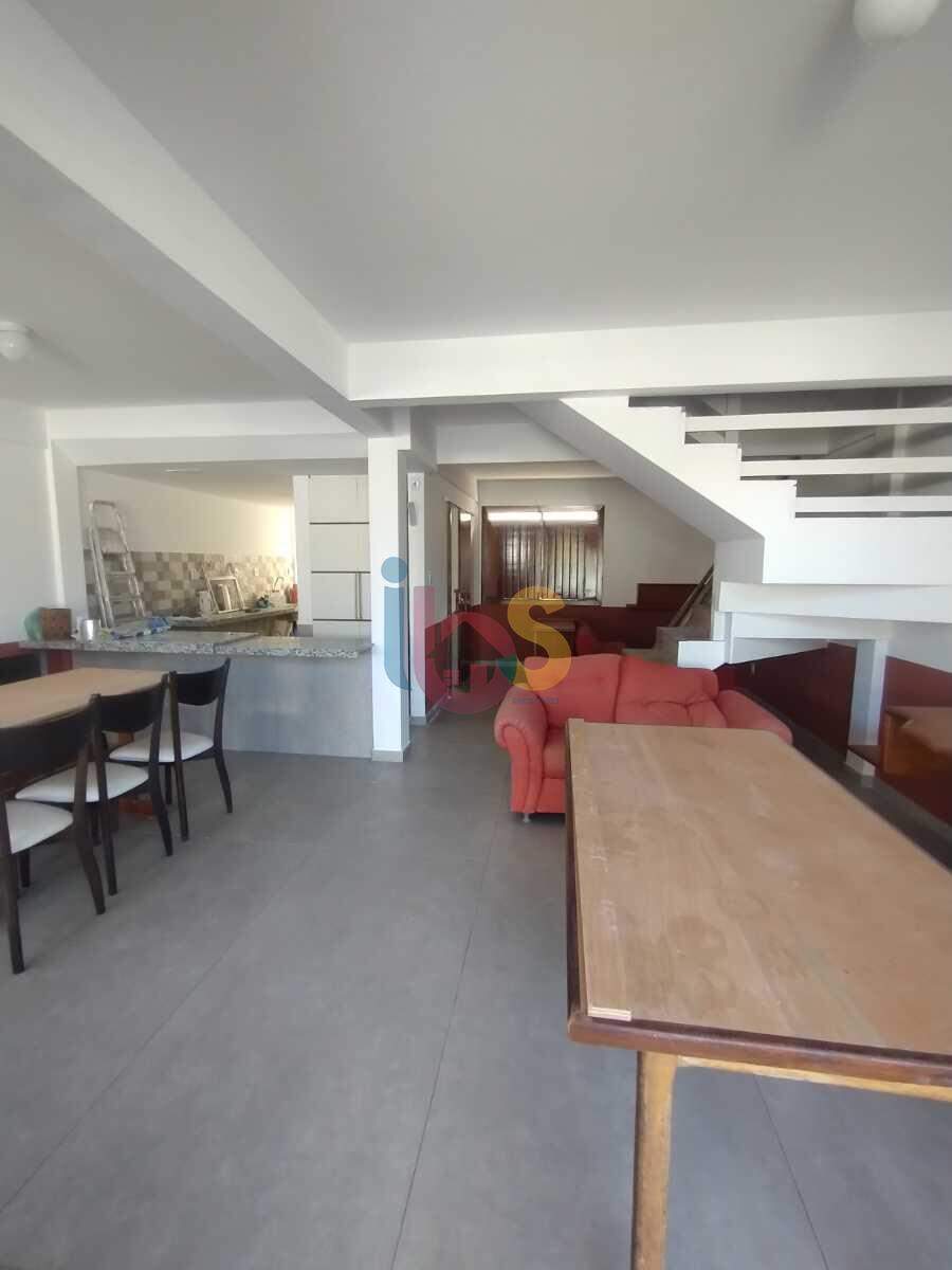 Apartamento à venda com 3 quartos, 130m² - Foto 4