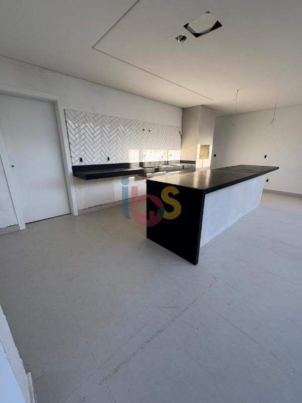 Casa, 3 quartos, 261 m² - Foto 9