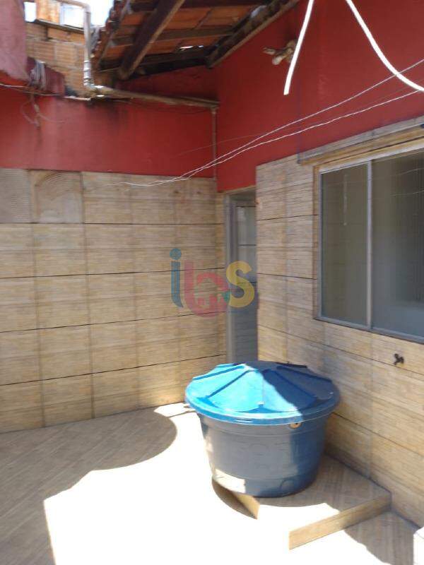 Casa à venda com 2 quartos, 168m² - Foto 12