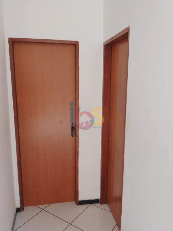 Casa à venda com 2 quartos, 168m² - Foto 10