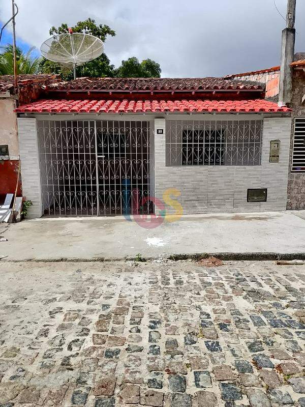 Casa à venda com 3 quartos, 84m² - Foto 2