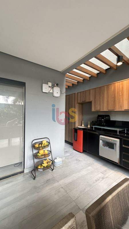 Casa à venda com 3 quartos, 165m² - Foto 10
