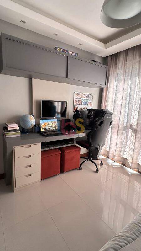Casa à venda com 3 quartos, 165m² - Foto 16