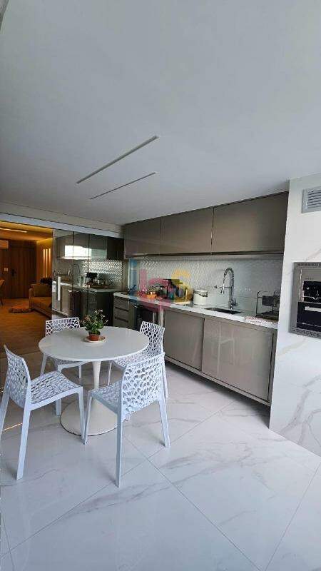 Apartamento à venda com 4 quartos, 119m² - Foto 10