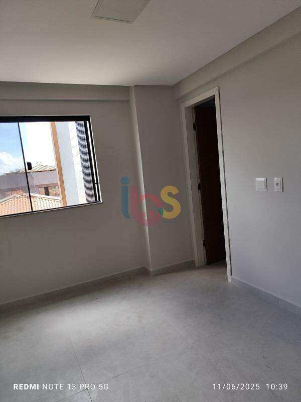 Apartamento à venda com 2 quartos, 75m² - Foto 6