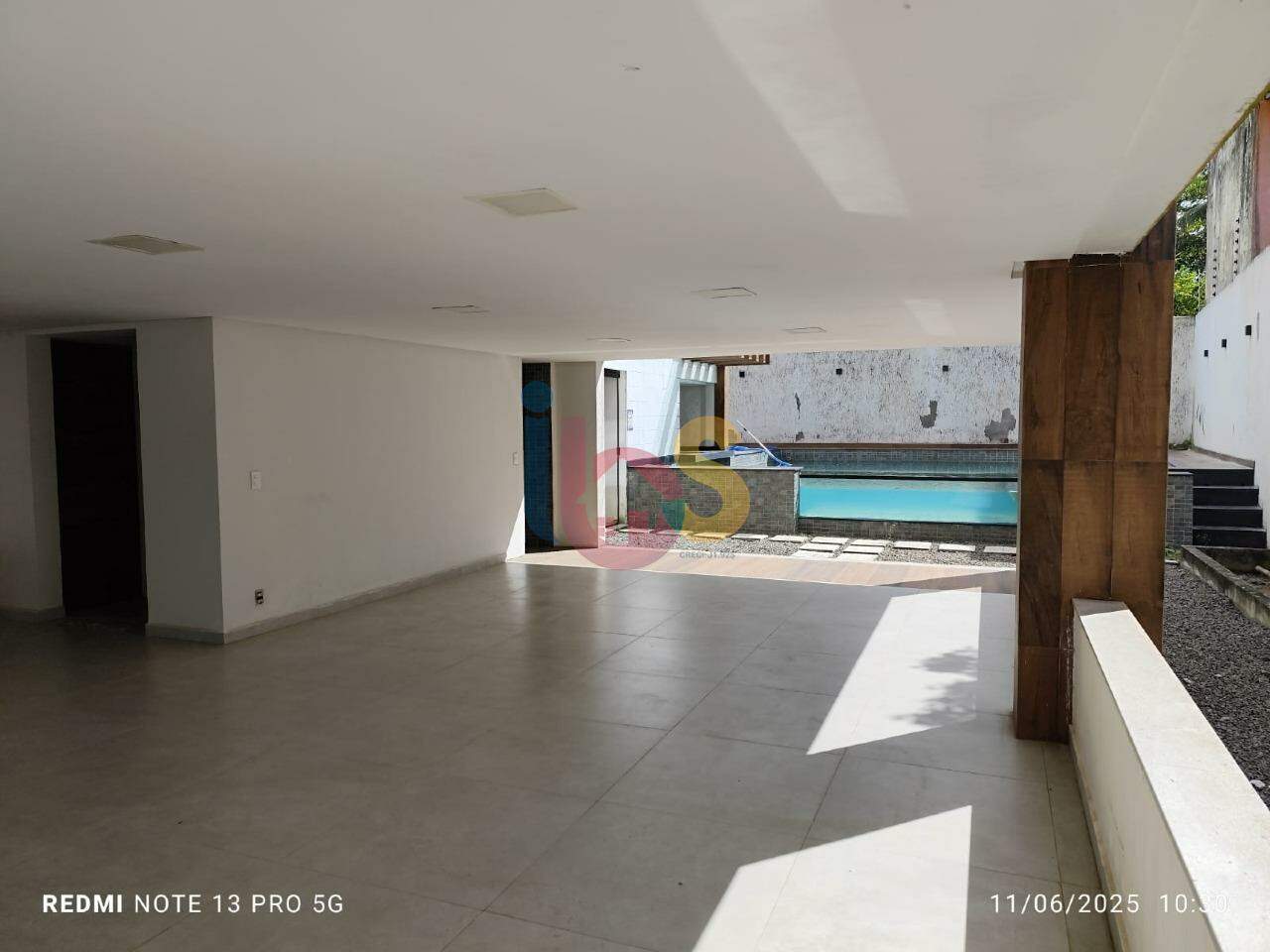 Apartamento à venda com 2 quartos, 75m² - Foto 14