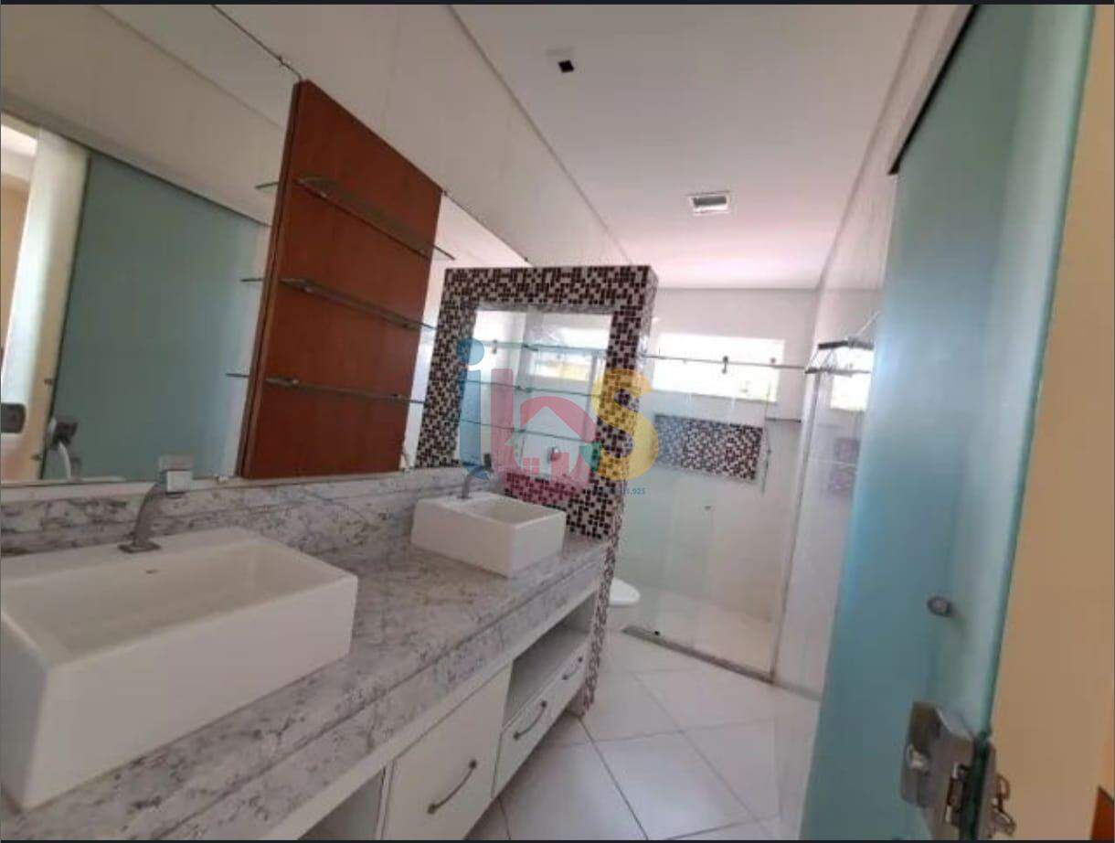 Casa à venda com 5 quartos, 250m² - Foto 13