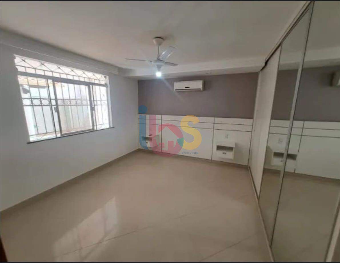 Casa à venda com 5 quartos, 250m² - Foto 19