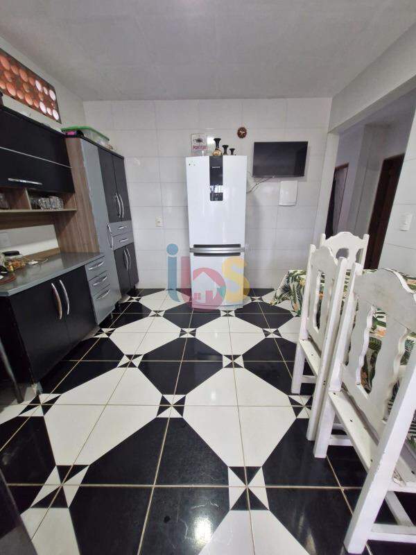 Casa à venda com 3 quartos, 129m² - Foto 19