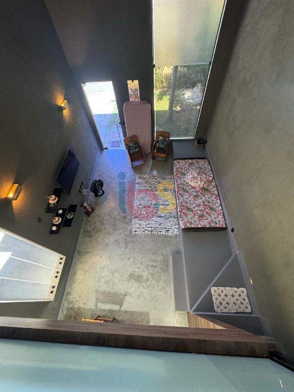 Casa à venda com 1 quarto, 109m² - Foto 14