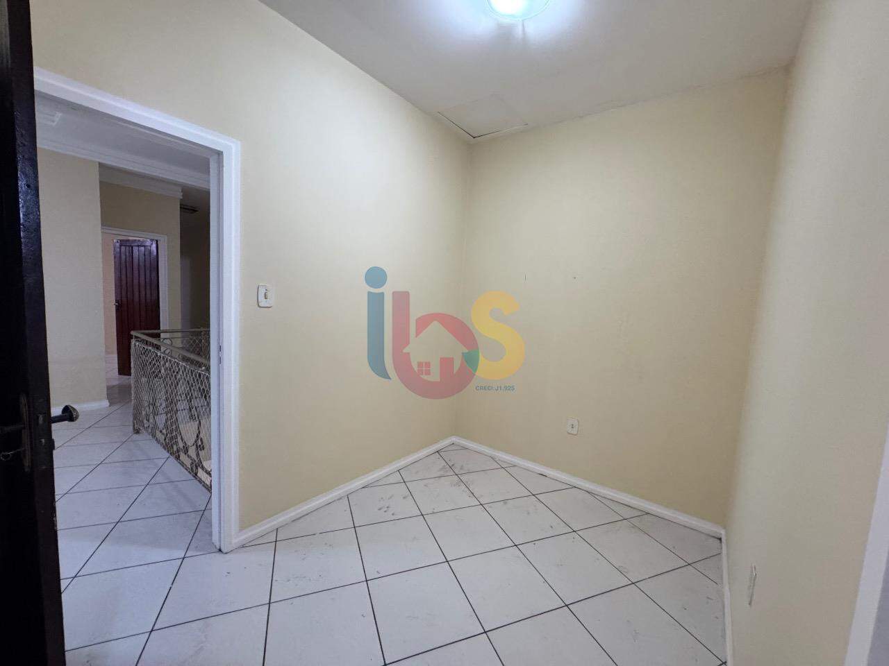 Casa à venda com 3 quartos, 175m² - Foto 11