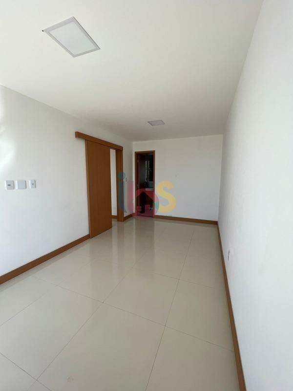 Apartamento para alugar com 2 quartos, 64m² - Foto 11
