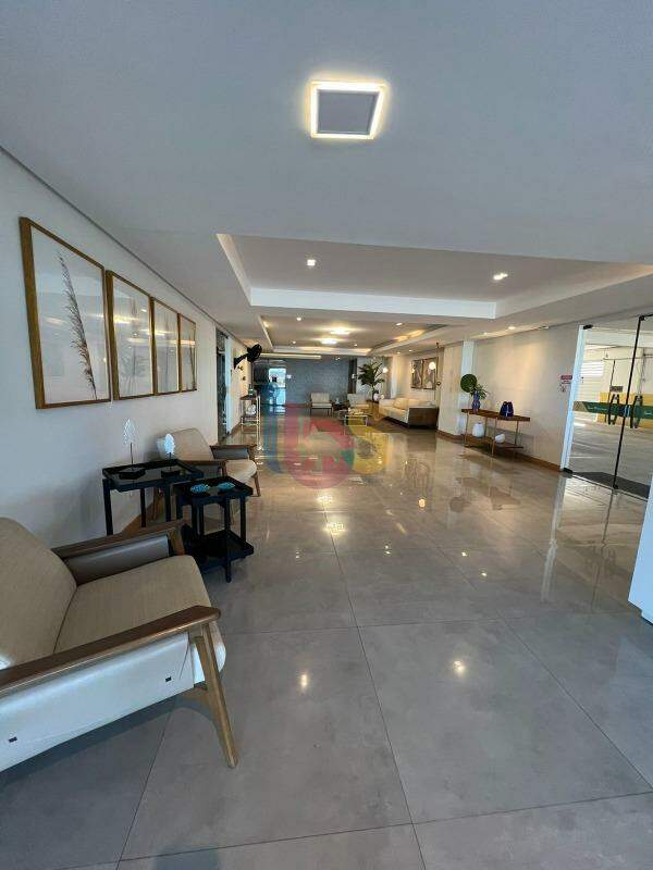 Apartamento para alugar com 2 quartos, 64m² - Foto 13