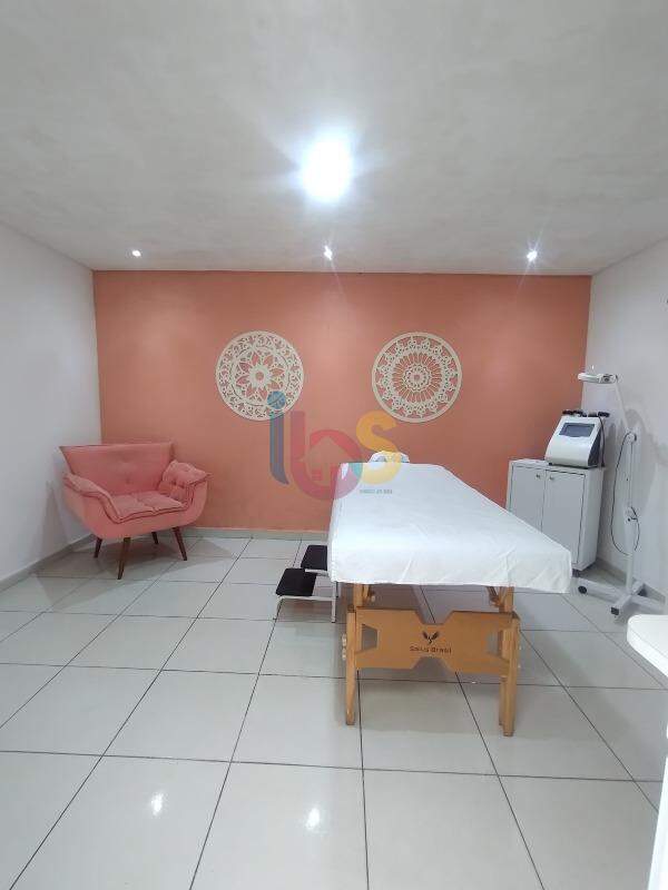 Casa à venda com 3 quartos, 186m² - Foto 5