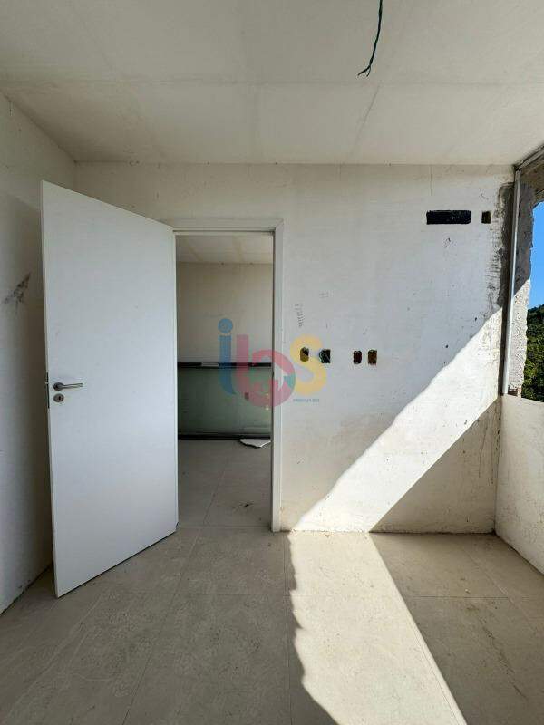 Apartamento à venda com 1 quarto, 31m² - Foto 9