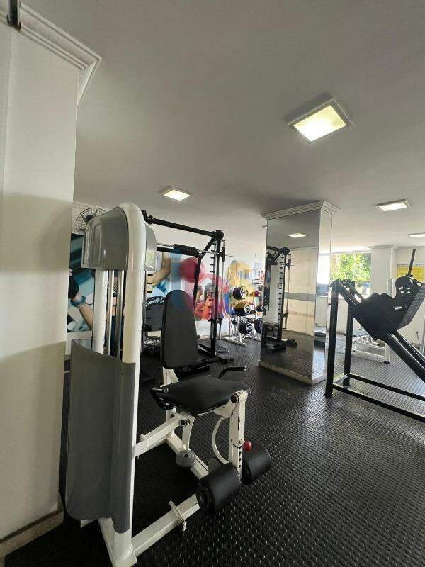 Apartamento à venda com 3 quartos, 98m² - Foto 11